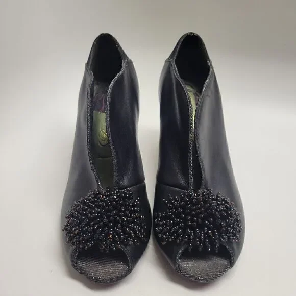 PoeticāLicenseāBeadedĀ SlitāFrontāHeels - Picture 9 of 11